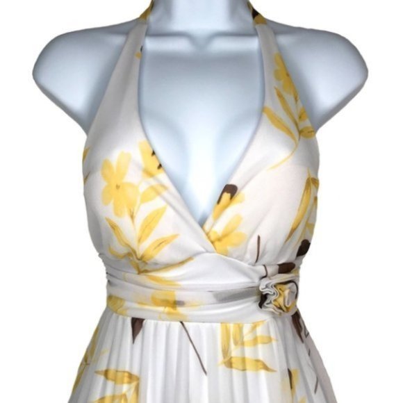 Speechless White & Yellow Floral Sundress … - Picture 2 of 6